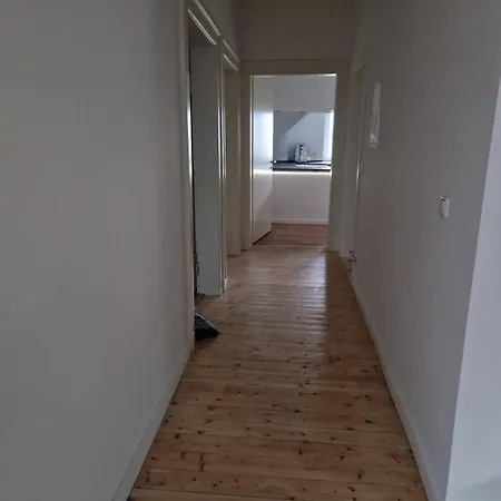 Modern In Du-neudorf Zentral & Location *