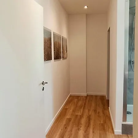 Modern In Du-neudorf Zentral & Location Duisbourg