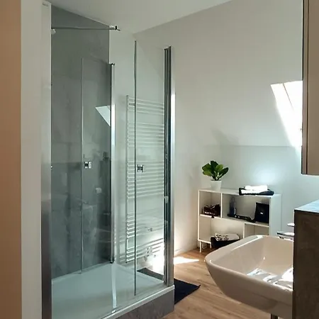 Modern In Du-neudorf Zentral & Location Duisbourg